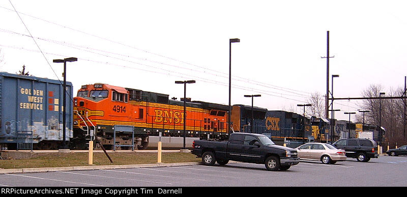 BNSF 4914 on Q418